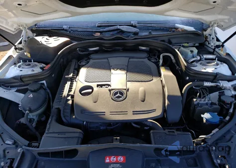 2014 Mercedes-Benz E 350 4Matic z USA, uszkodzony, nr VIN WDDHF8JB1EA776547